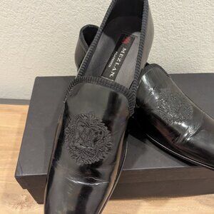 Mezlan Platinum Sardi Black Leather Monogramed Toe Slip On Loafer Dress Shoe 9.5